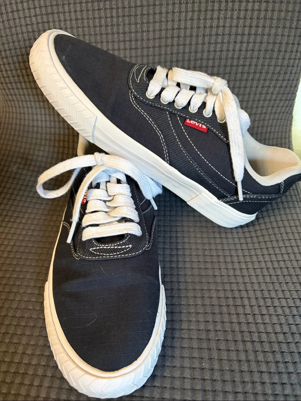 Levi's Men's Dark Blue Canvas Low-Top Sneakers with White Accents